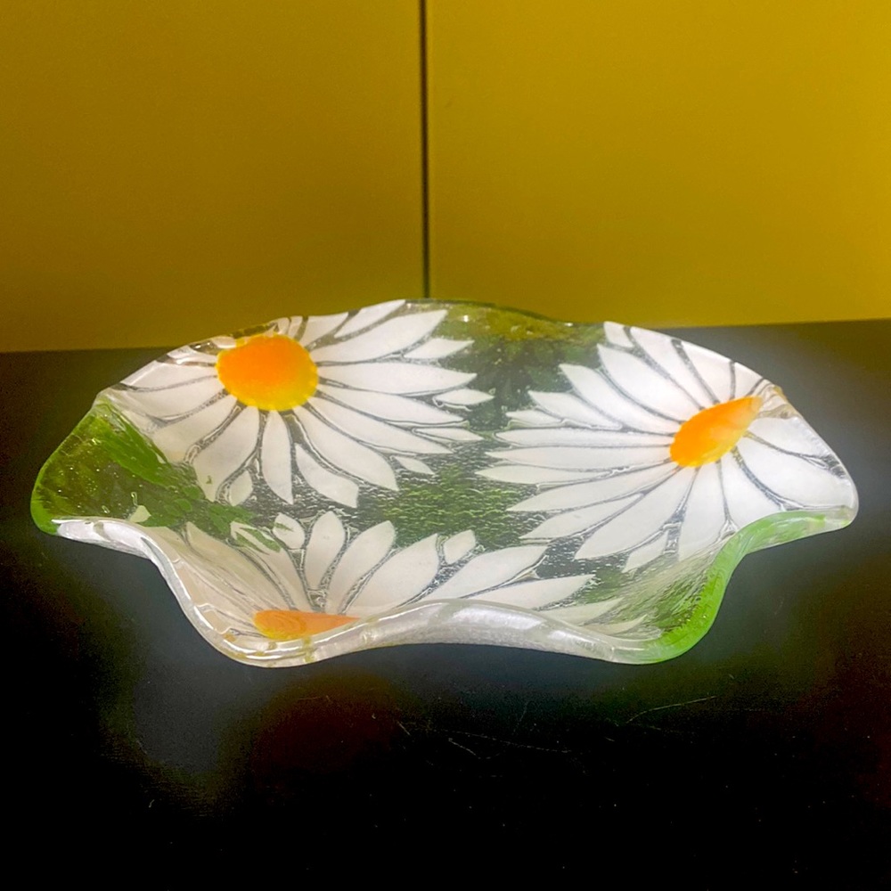 Daisy Glass Bowl